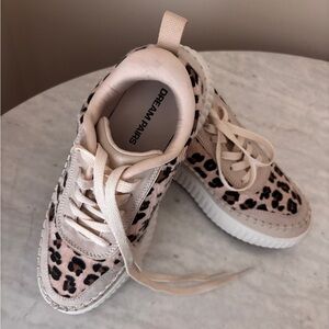 Dream Pairs Leopard Print Sneakers - Pink and White